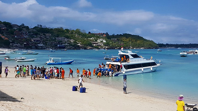 Glory-Fast-Boat-to-Nusa-Lembongan